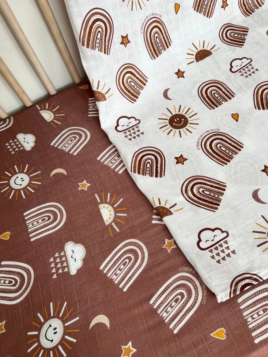 Drap contour pour bassinette en mousseline : Soleil radieux BOHO (fond terre) – Image 2