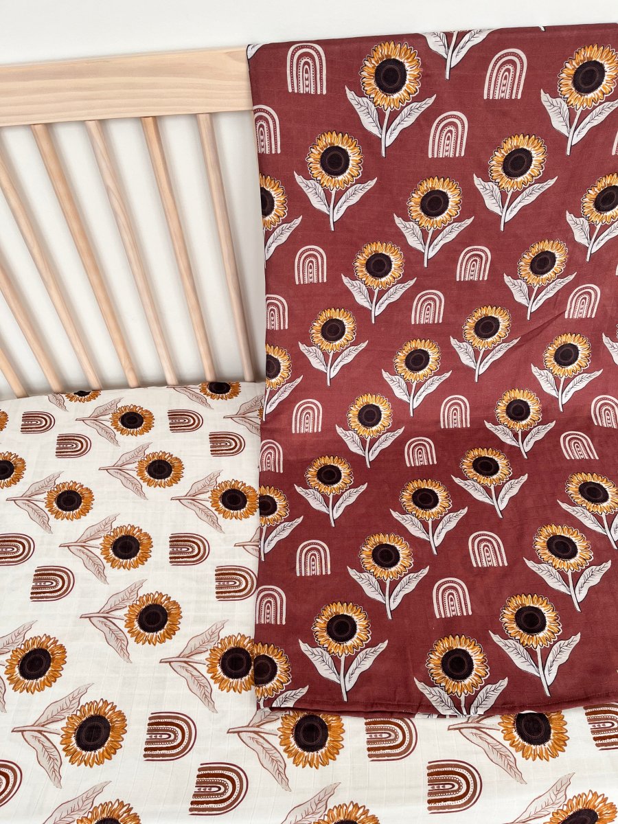 Drap contour pour bassinette en mousseline : Tournesols BOHO (fond crème) – Image 4